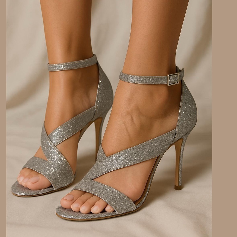 IMAGINE VINCE CAMUTO Pascal2 heeled sandals open toe shoes silver glitter sz 5.5